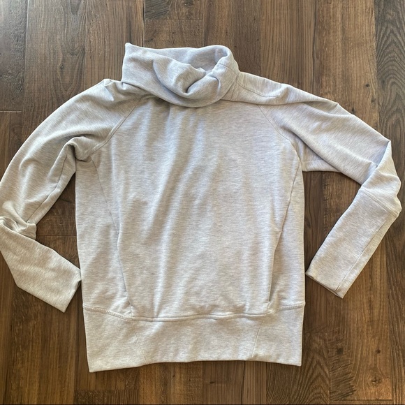 lululemon high lines pullover